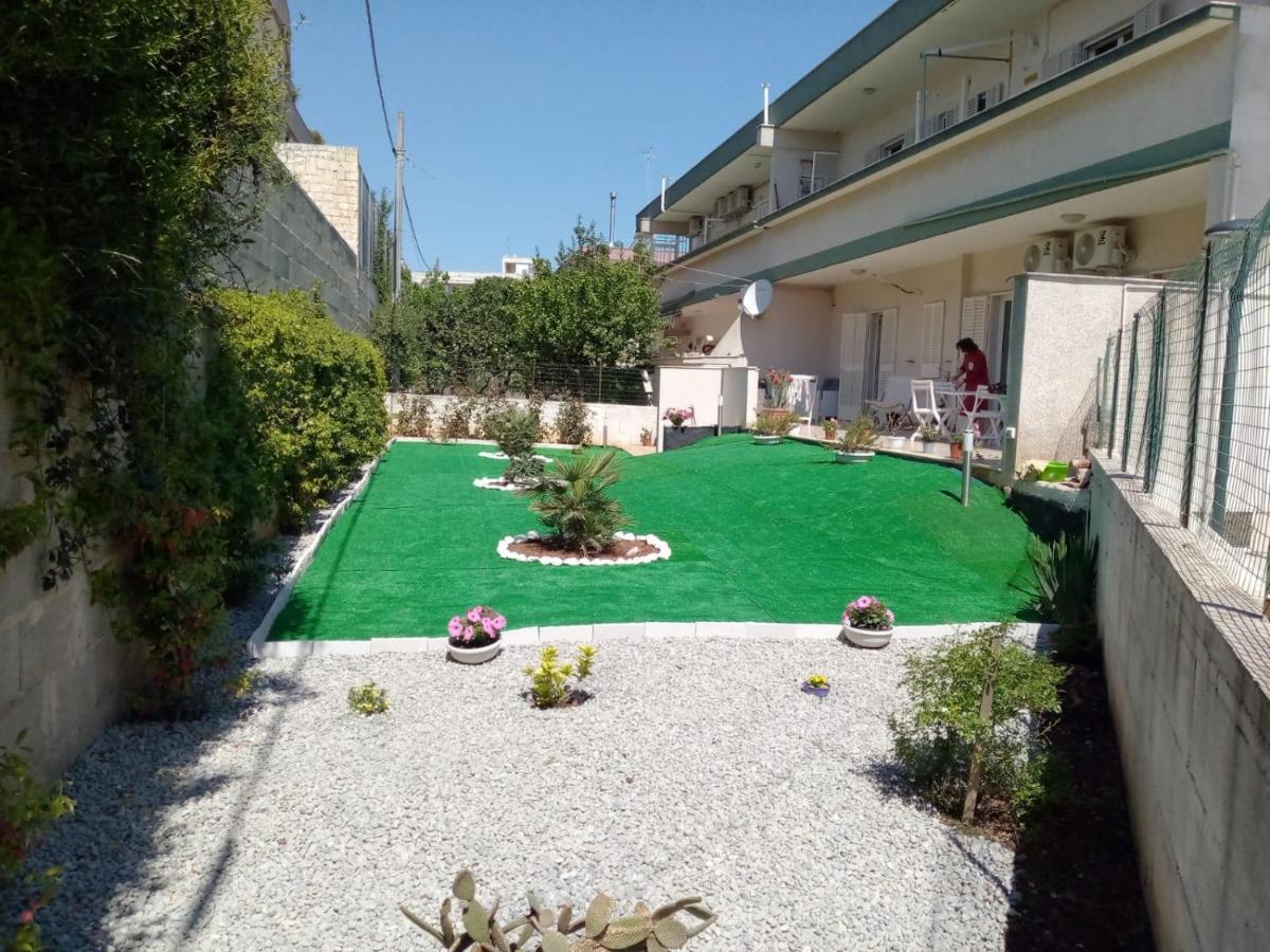 Casa Di Tina Hotel Castellana Grotte Buitenkant foto
